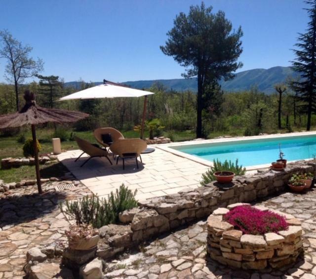 Вилла Le Bastidon Du Luberon Caseneuve Экстерьер фото